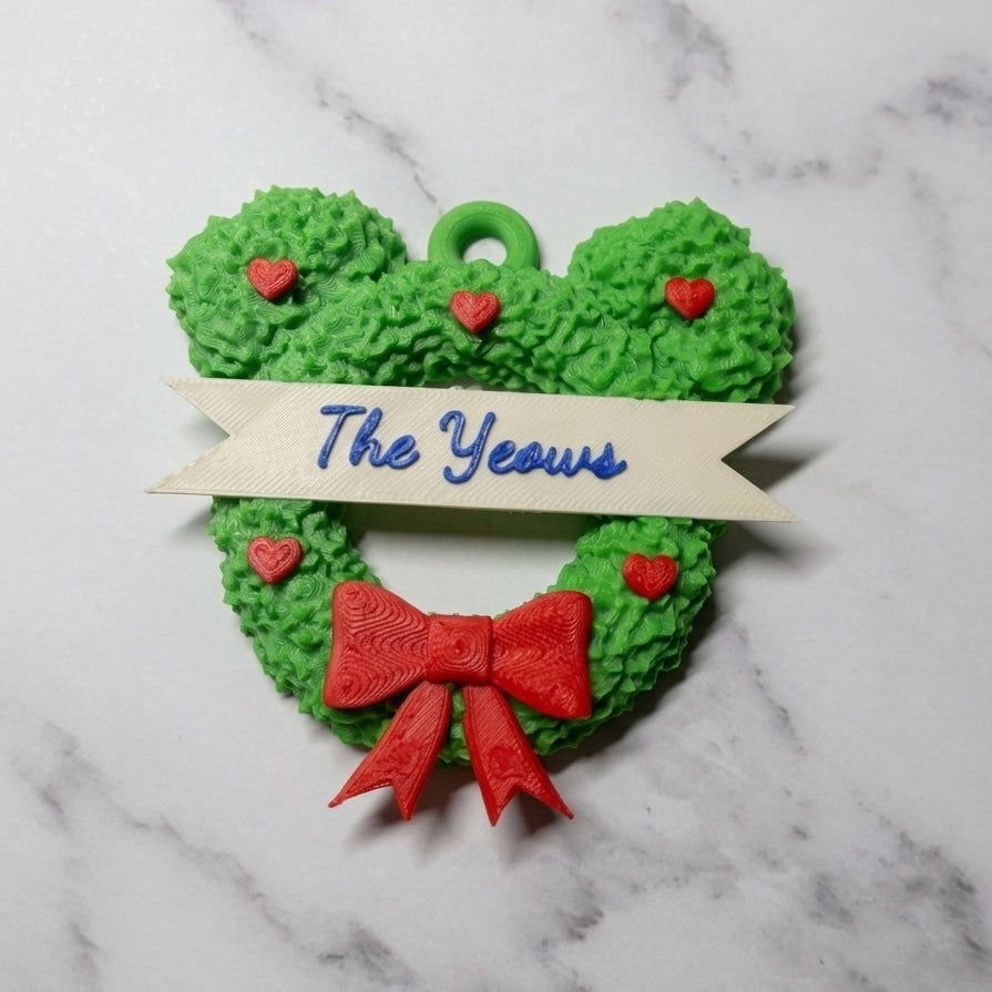Christmas Wreath Keychain — 3D Printed Holiday Accessory