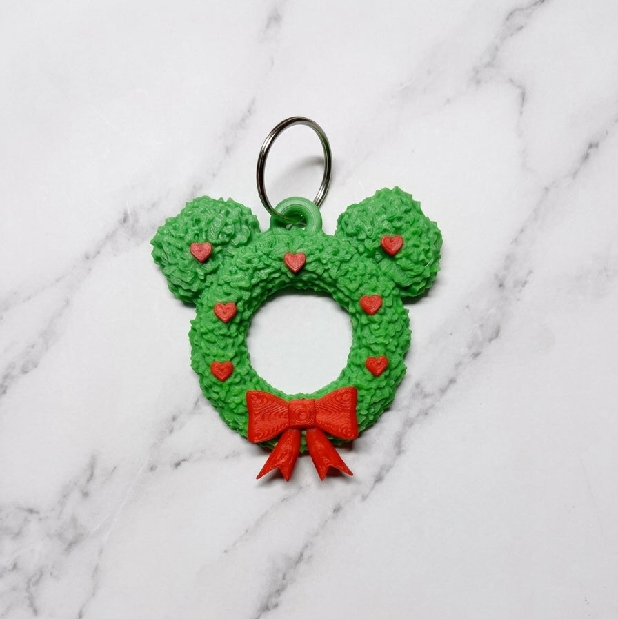 Christmas Wreath Keychain — 3D Printed Holiday Accessory